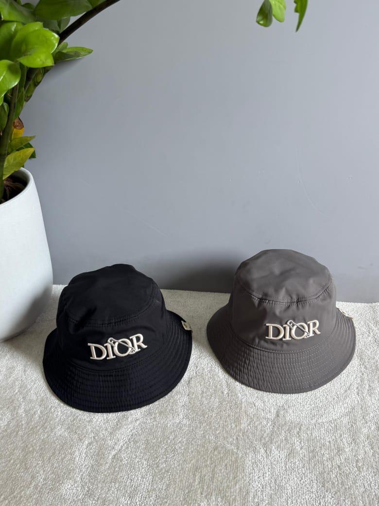 Title ladies hats & caps Lilly Onlines