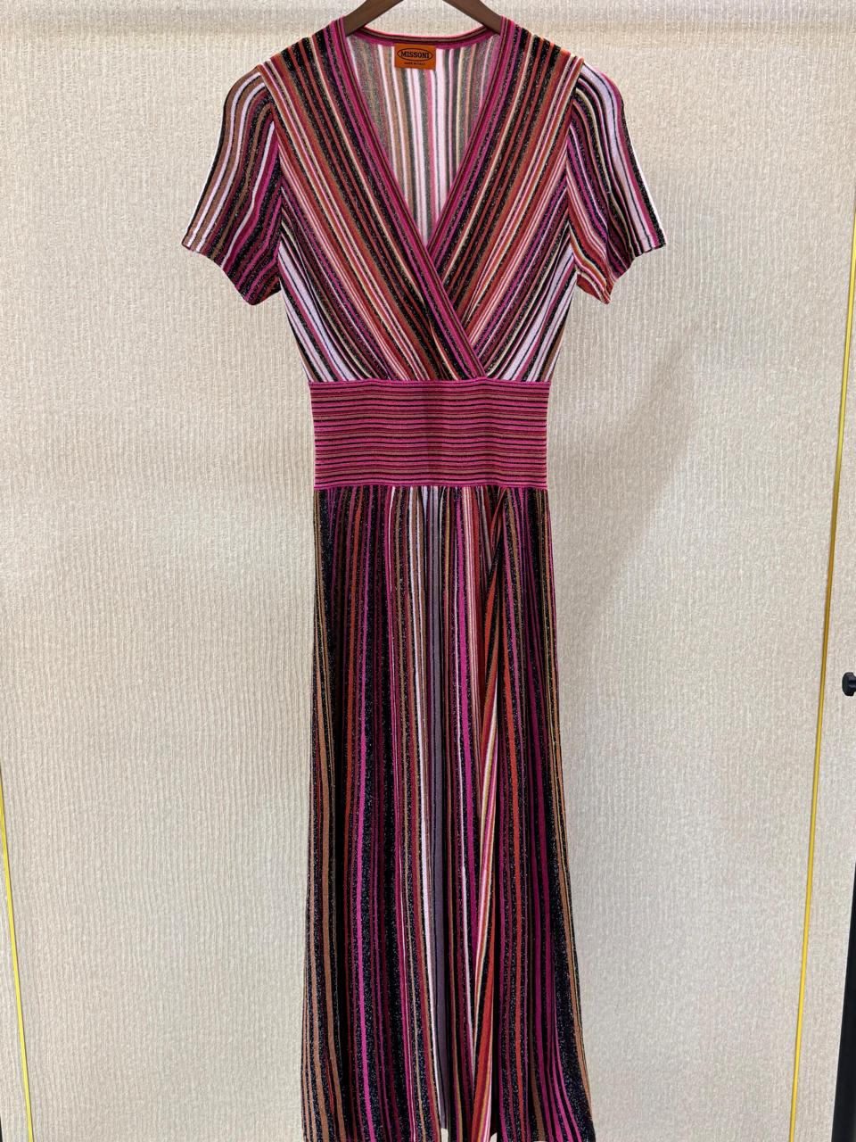 Title dresses Lilly Onlines