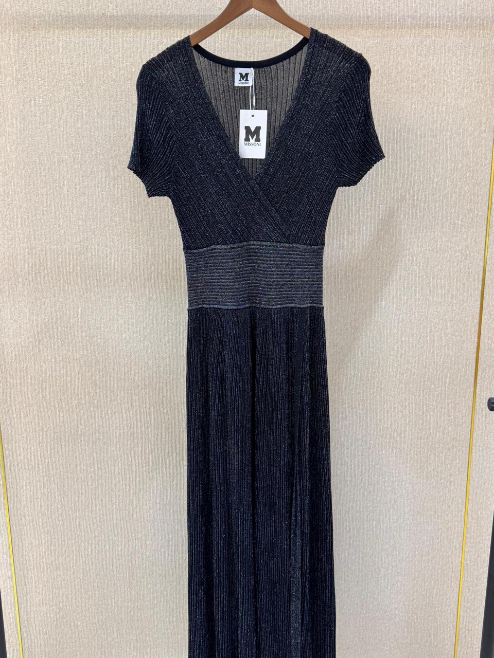 Title dresses Lilly Onlines