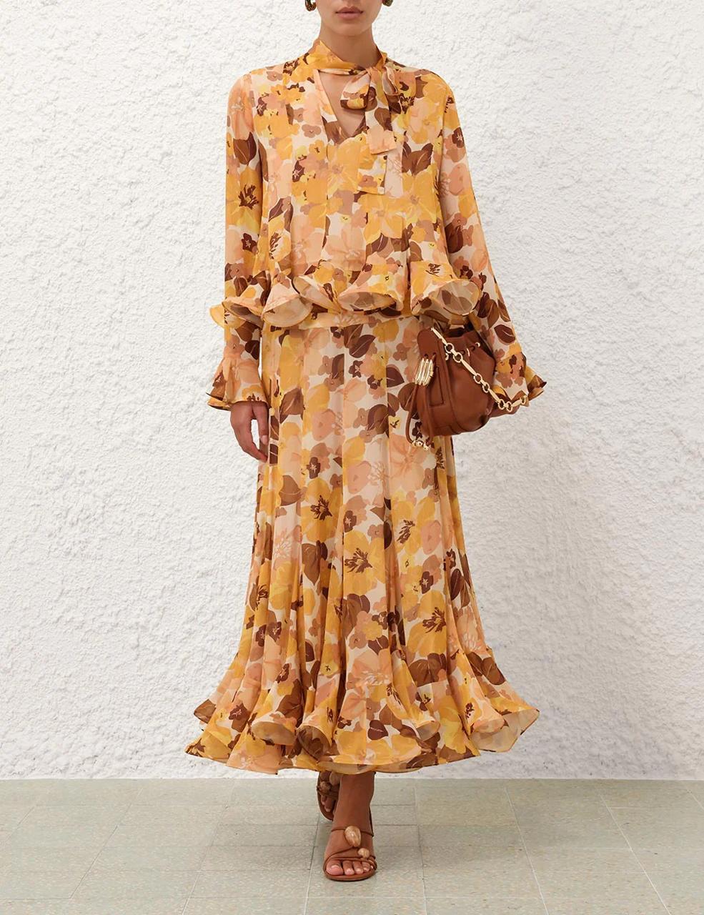 Title dresses Lilly Onlines