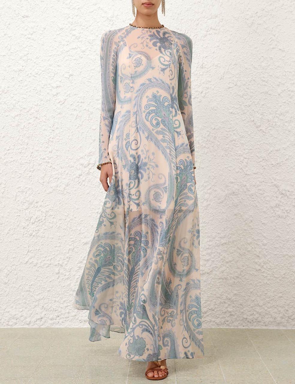 Title dresses Lilly Onlines