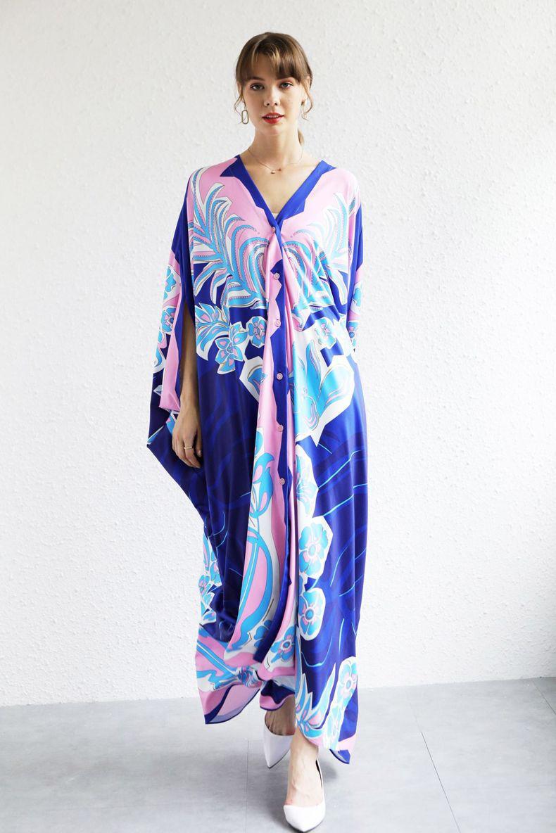 Title dresses Lilly Onlines