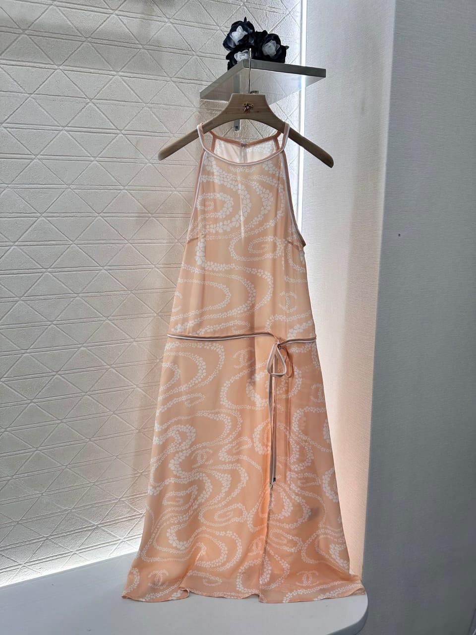 Title dresses Lilly Onlines