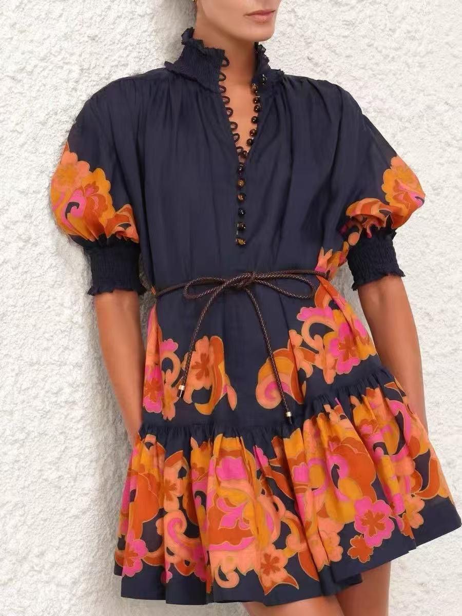 Title dresses Lilly Onlines