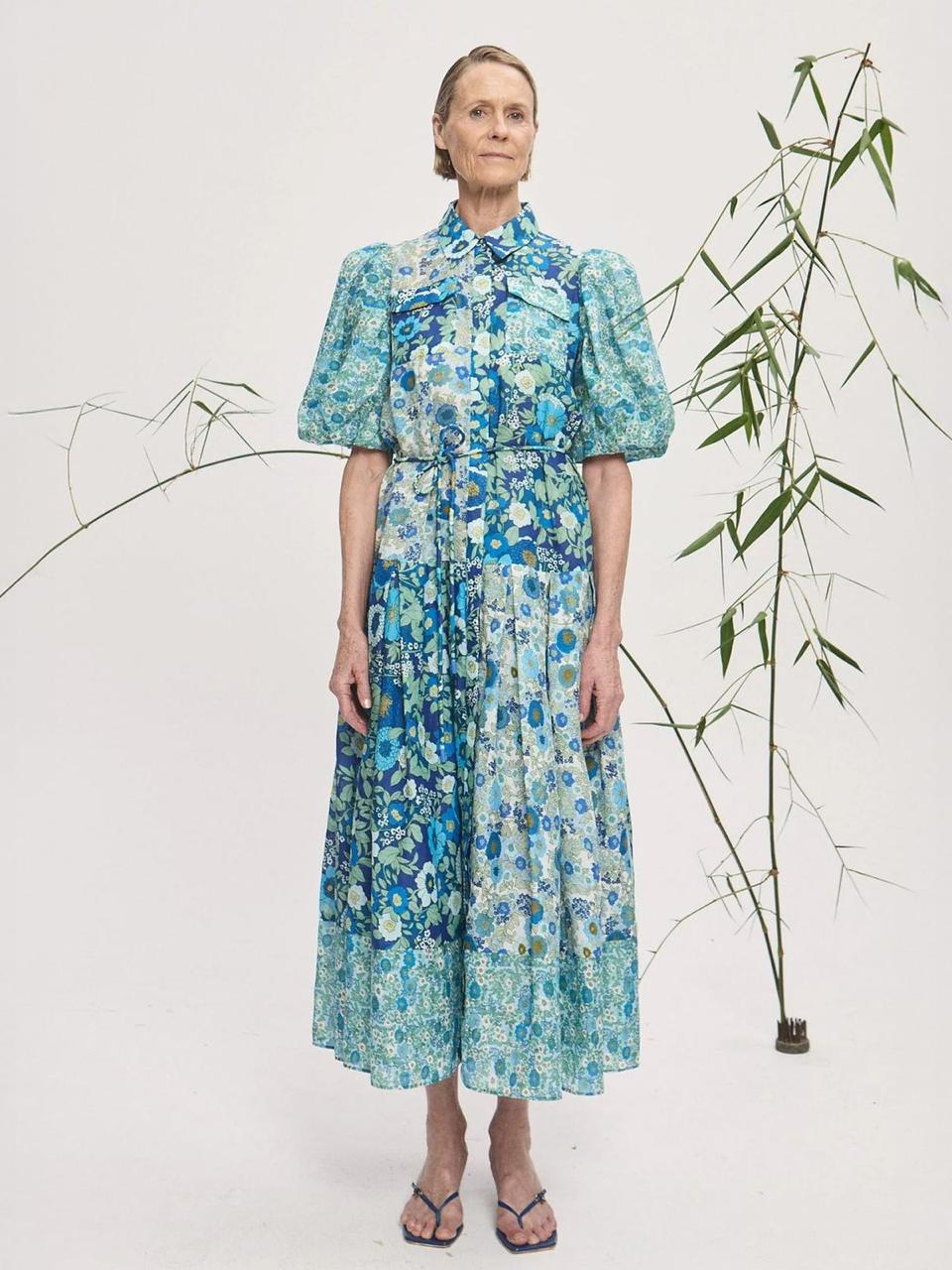 Title dresses Lilly Onlines
