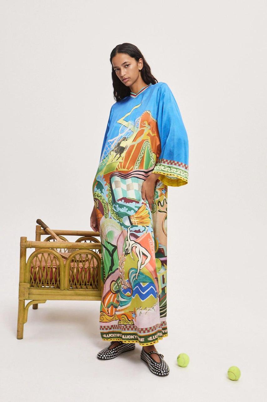 Title dresses Lilly Onlines