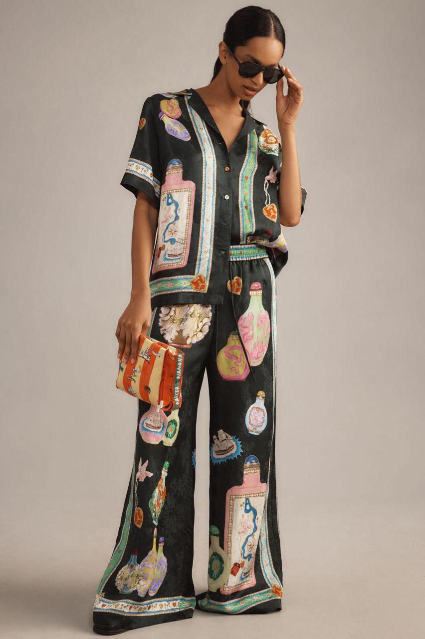Title dresses Lilly Onlines