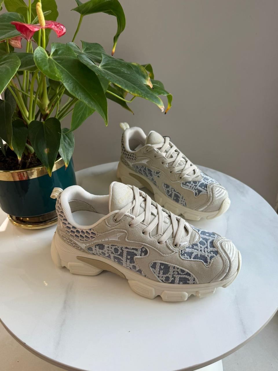 Ladies sneakers Lilly Onlines