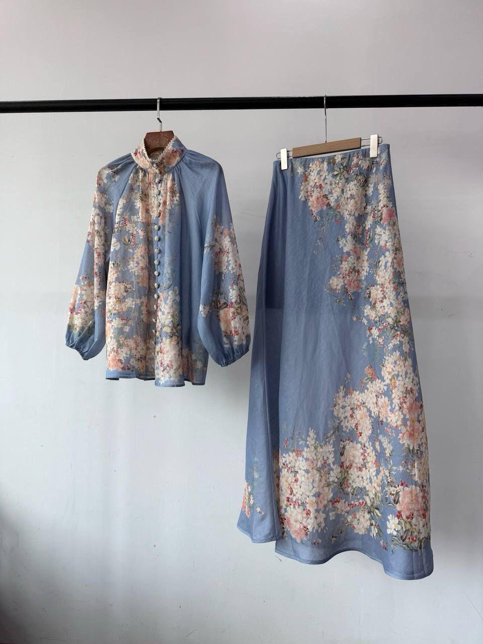 Title dresses Lilly Onlines