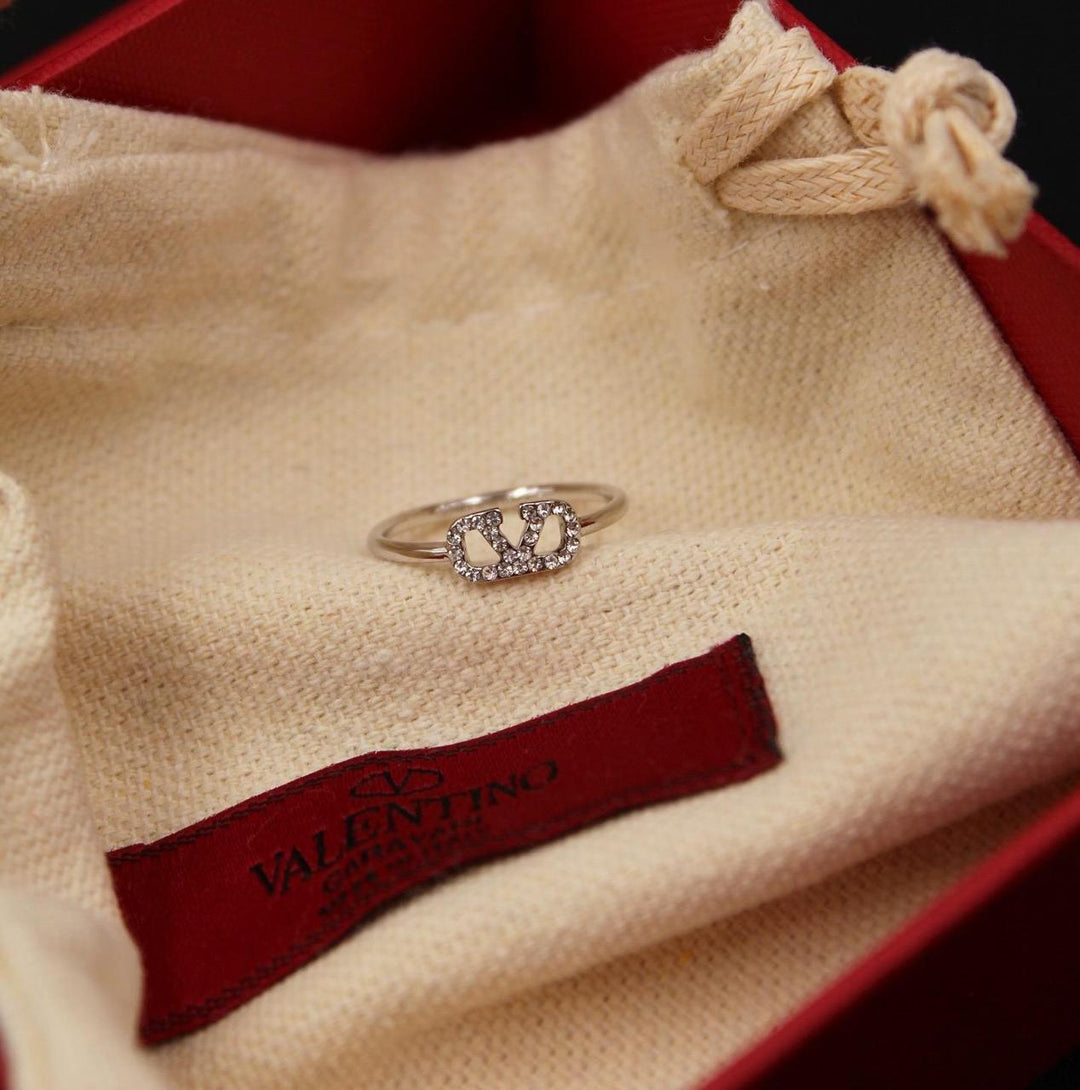 Ladies rings & earrings Lilly Onlines