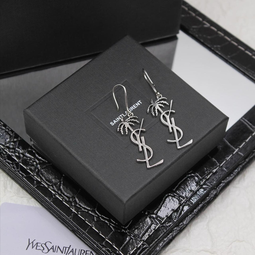 Ladies rings & earrings Lilly Onlines
