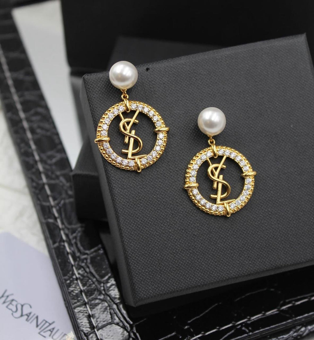 Ladies rings & earrings Lilly Onlines