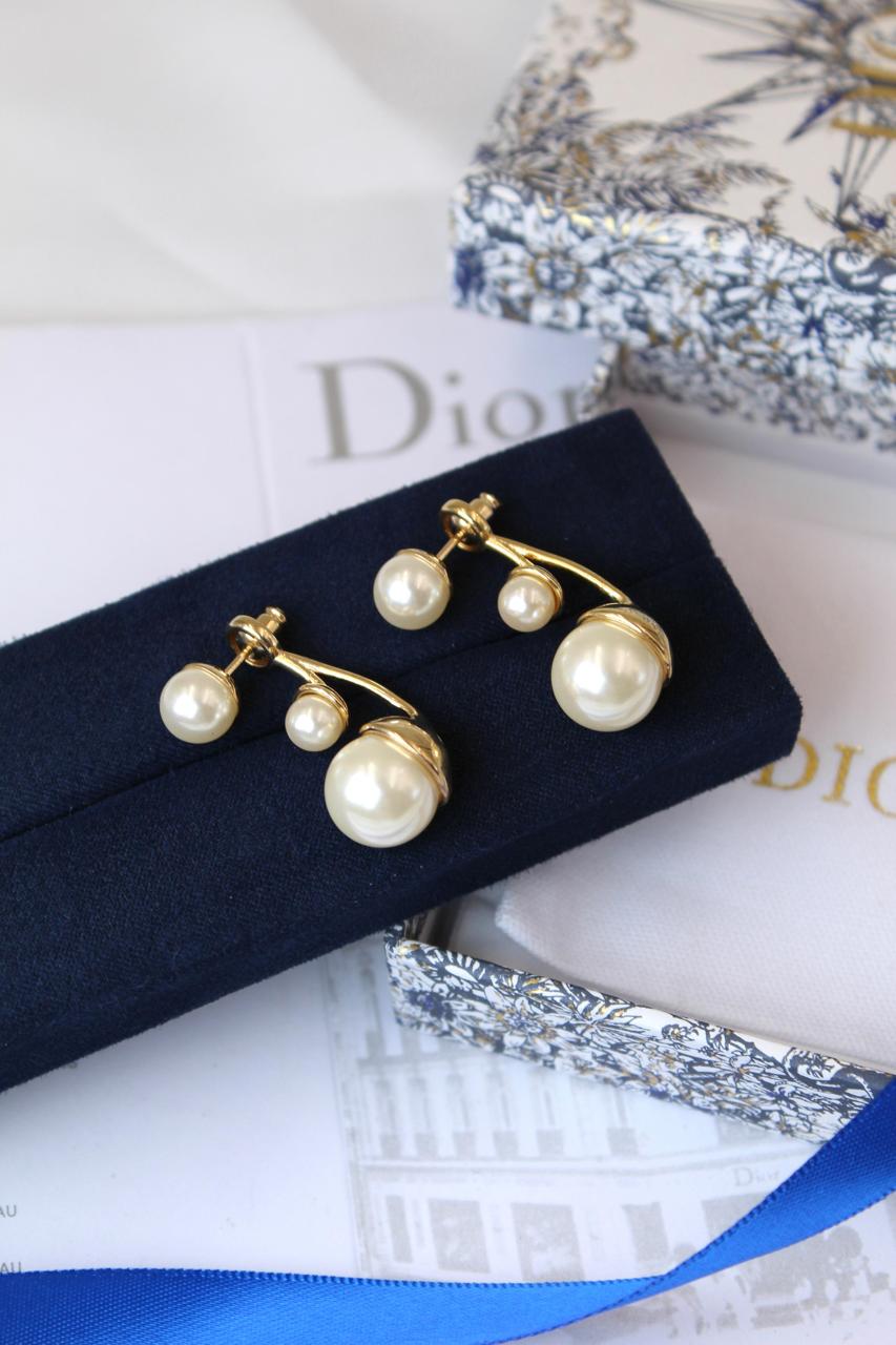 Ladies rings & earrings Lilly Onlines