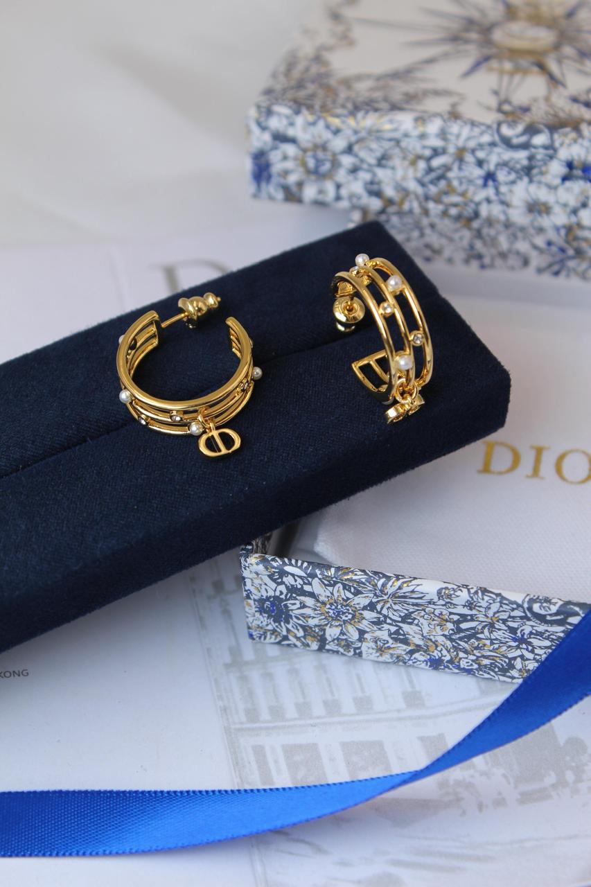 Ladies rings & earrings Lilly Onlines