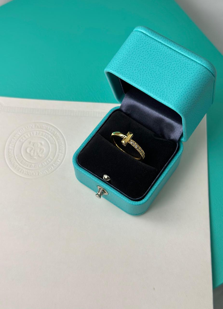 Ladies rings & earrings Lilly Onlines