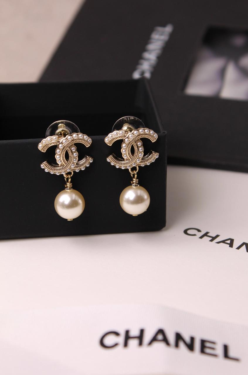 Ladies rings & earrings Lilly Onlines