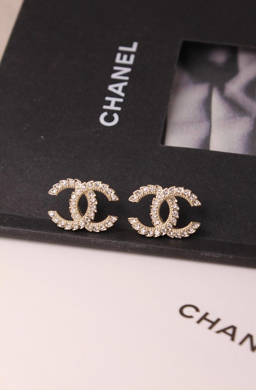 Ladies rings & earrings Lilly Onlines