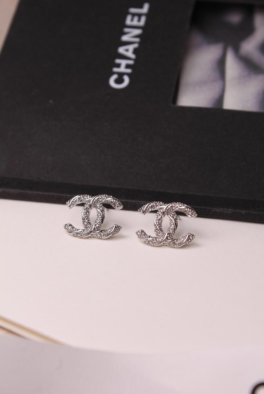 Ladies rings & earrings Lilly Onlines