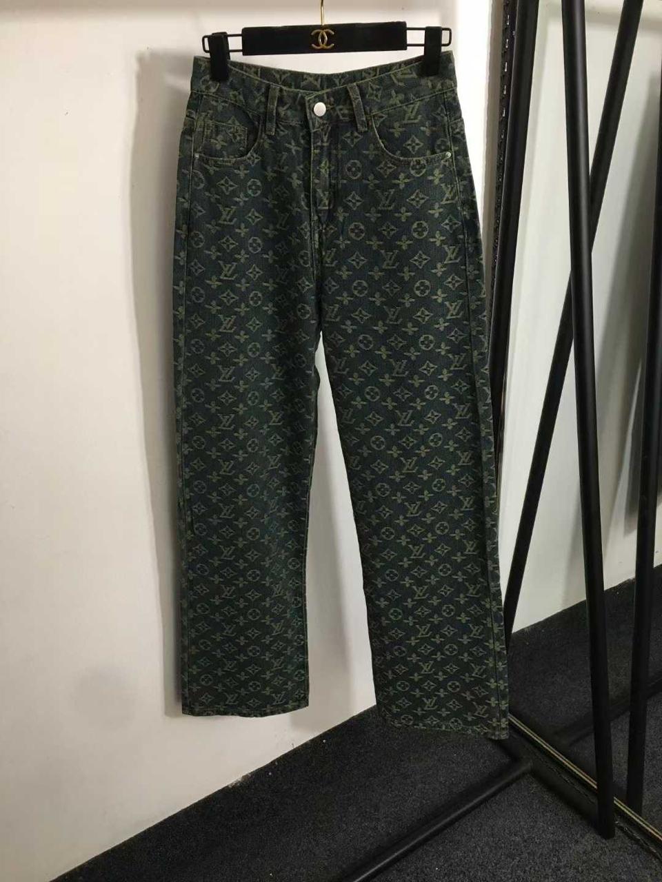 Ladies pants & shorts Lilly Onlines
