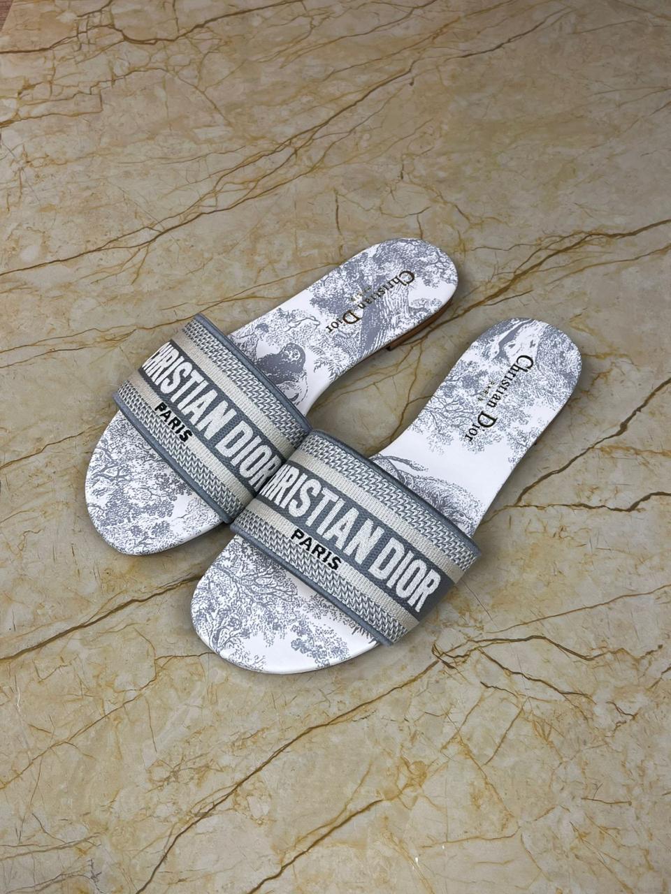 ladies flats Lilly Onlines