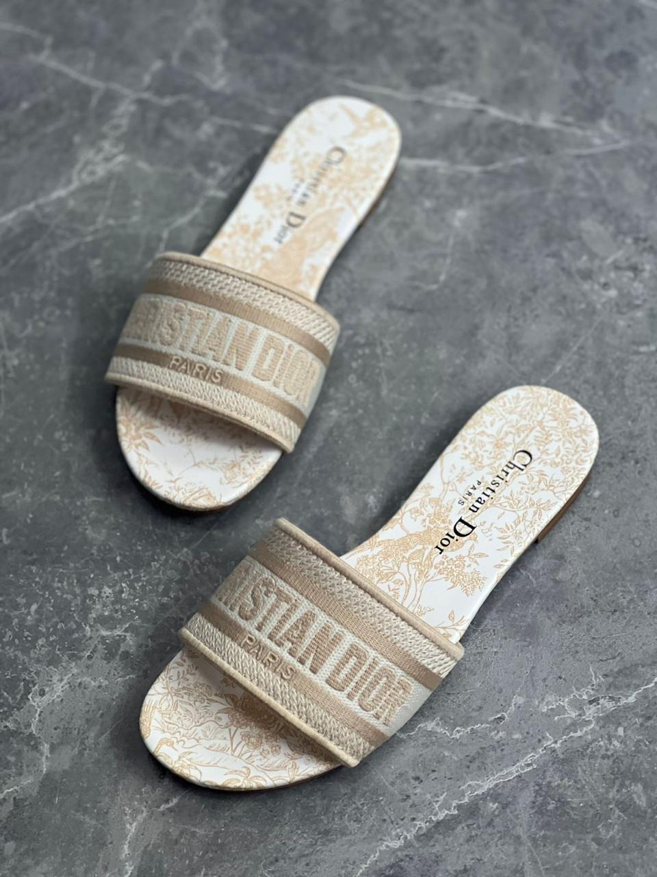 ladies flats Lilly Onlines