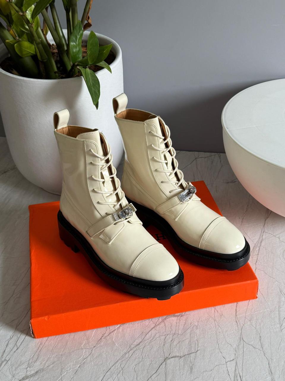 Ladies boots Lilly Onlines