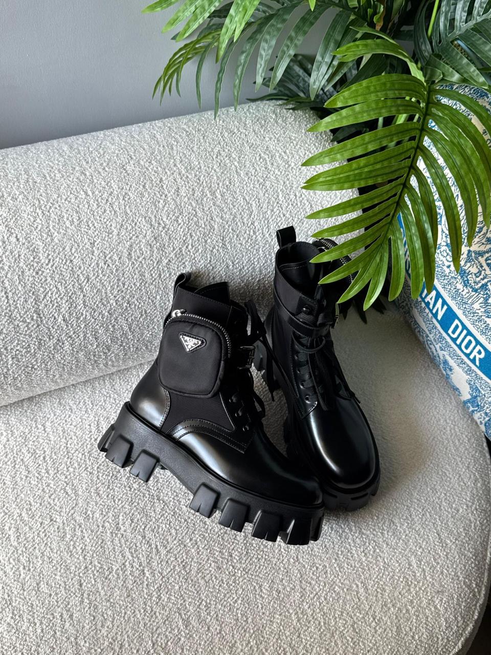 Ladies boots Lilly Onlines