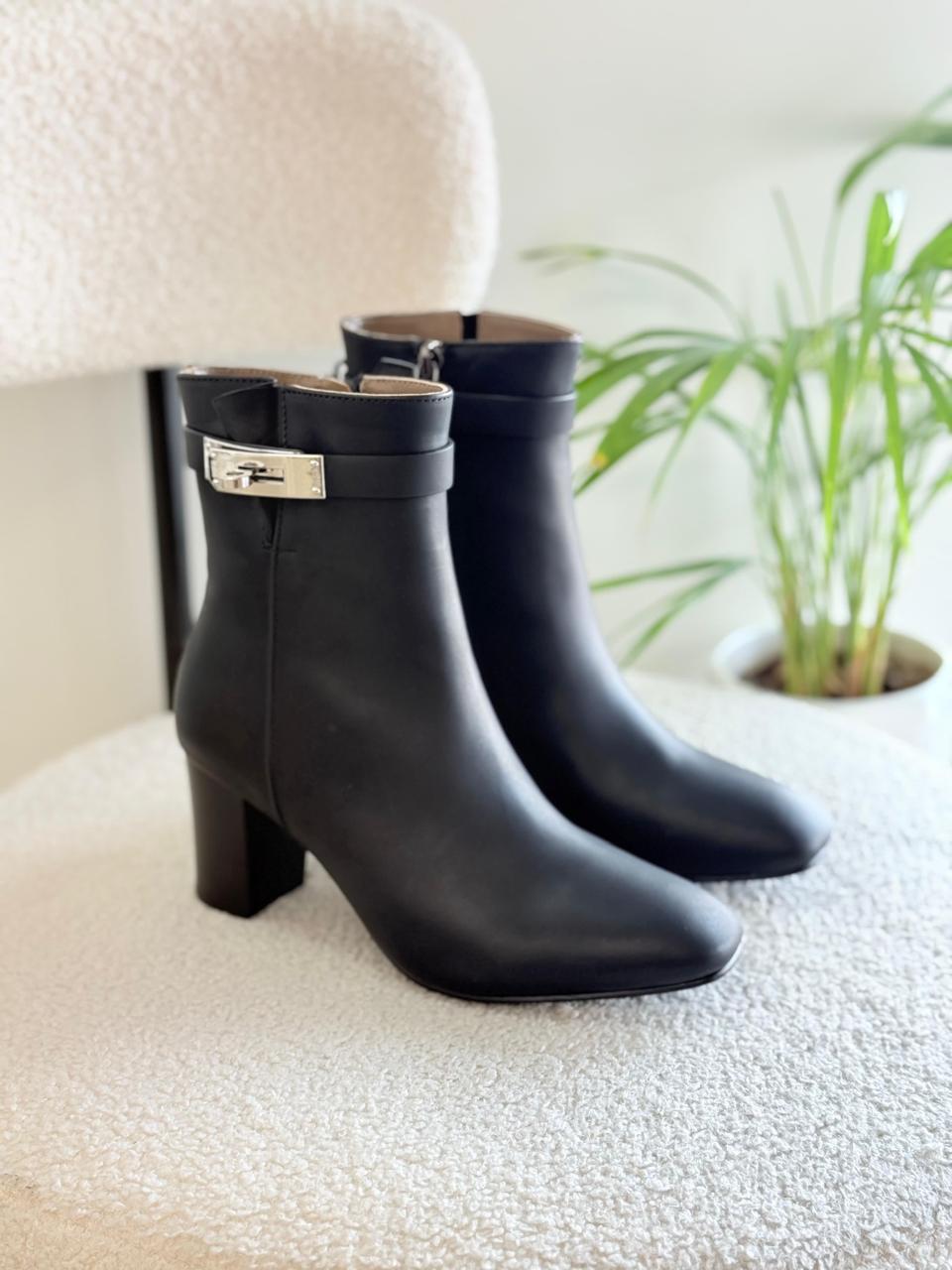 Ladies boots Lilly Onlines