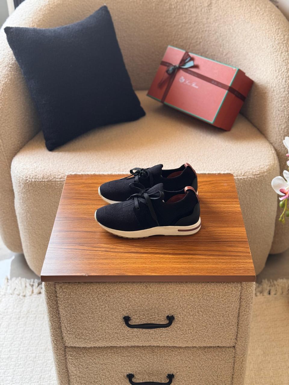 ladies sneakers Lilly Onlines