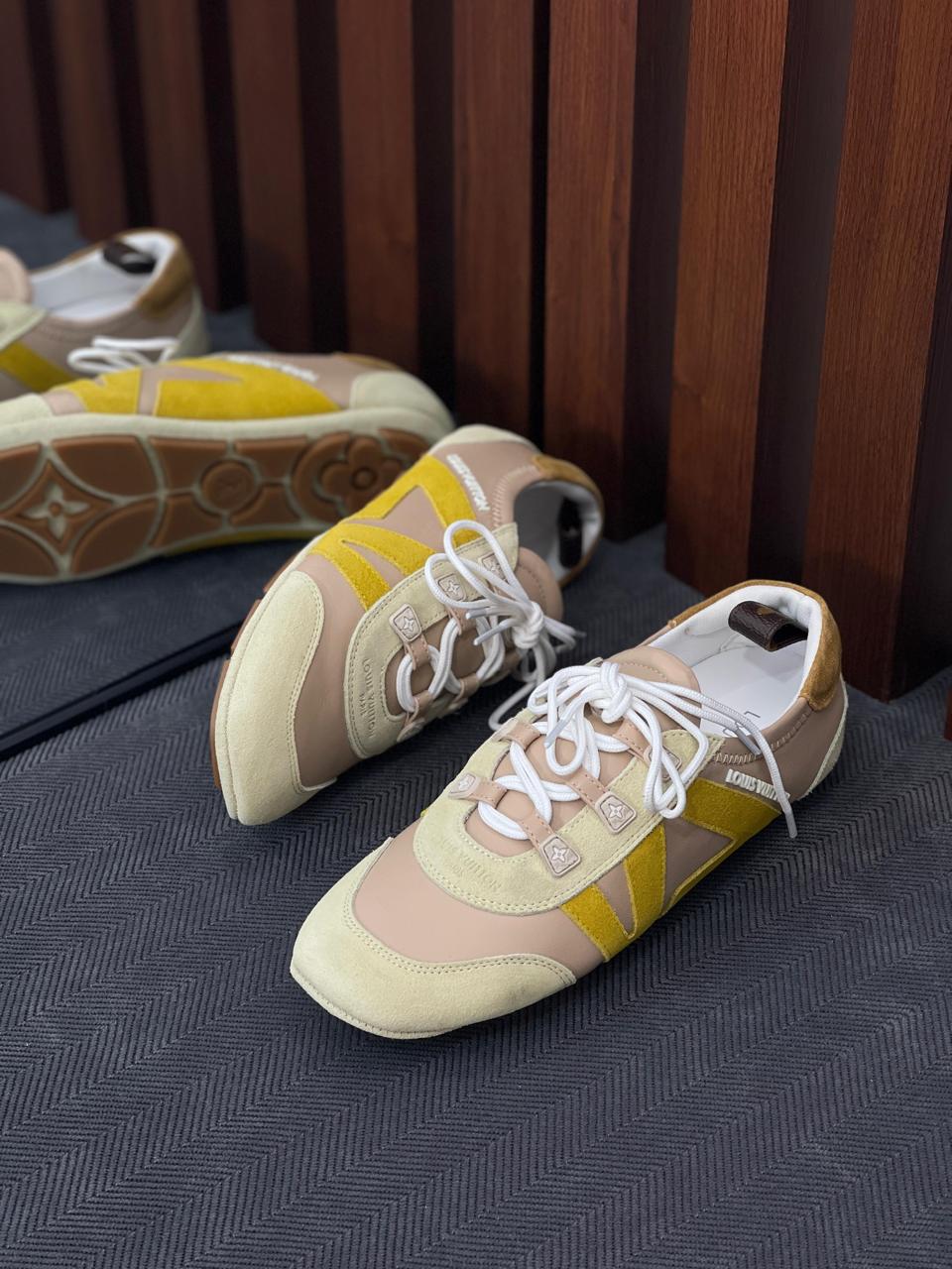 ladies sneakers Lilly Onlines