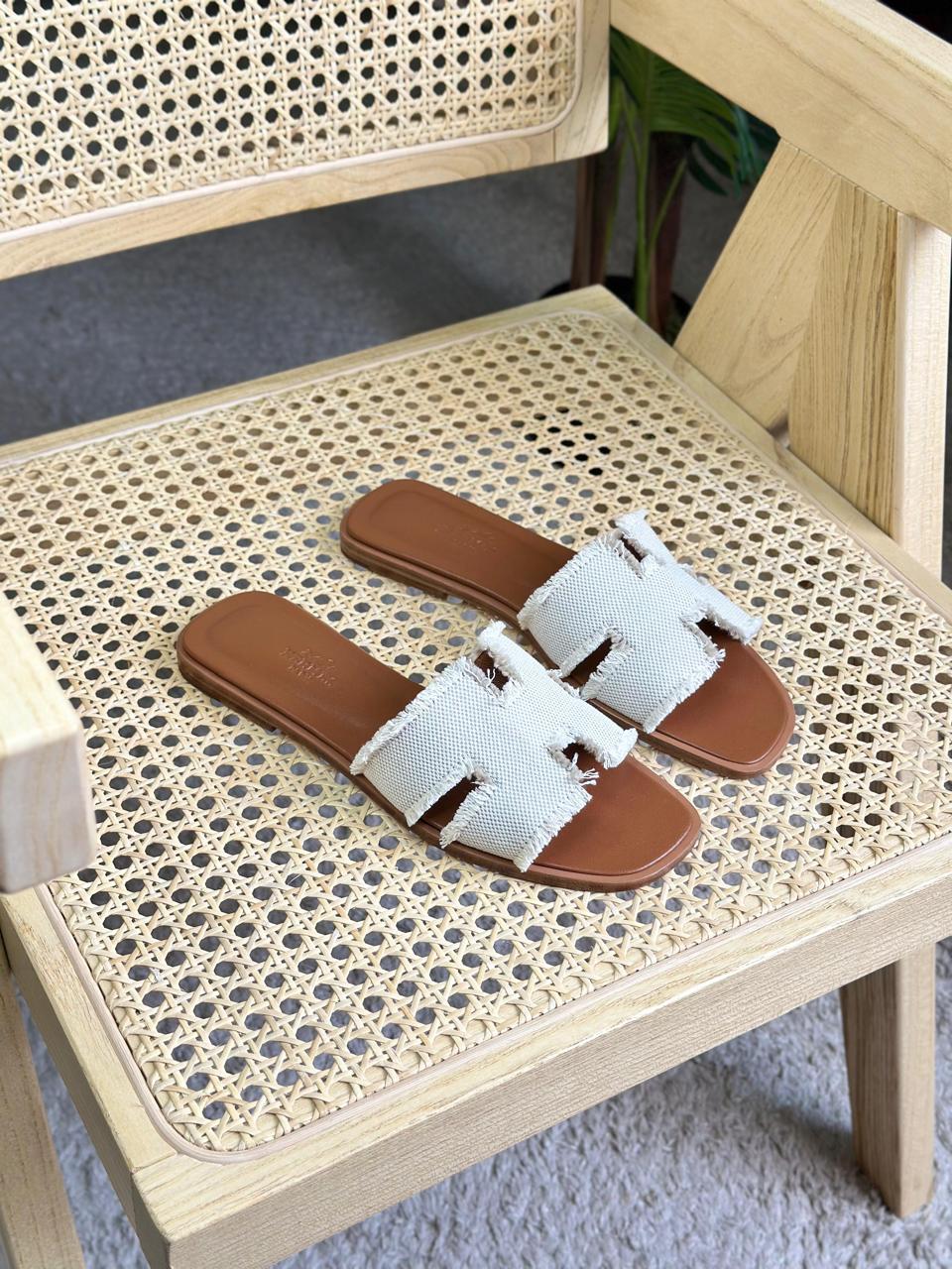 Ladies Hermes flats Lilly Onlines