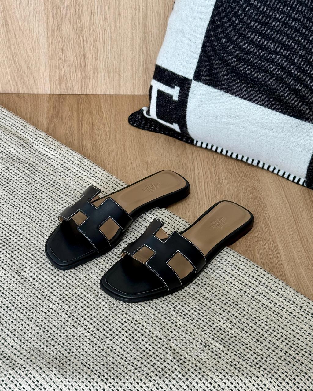 Ladies Hermes flats Lilly Onlines