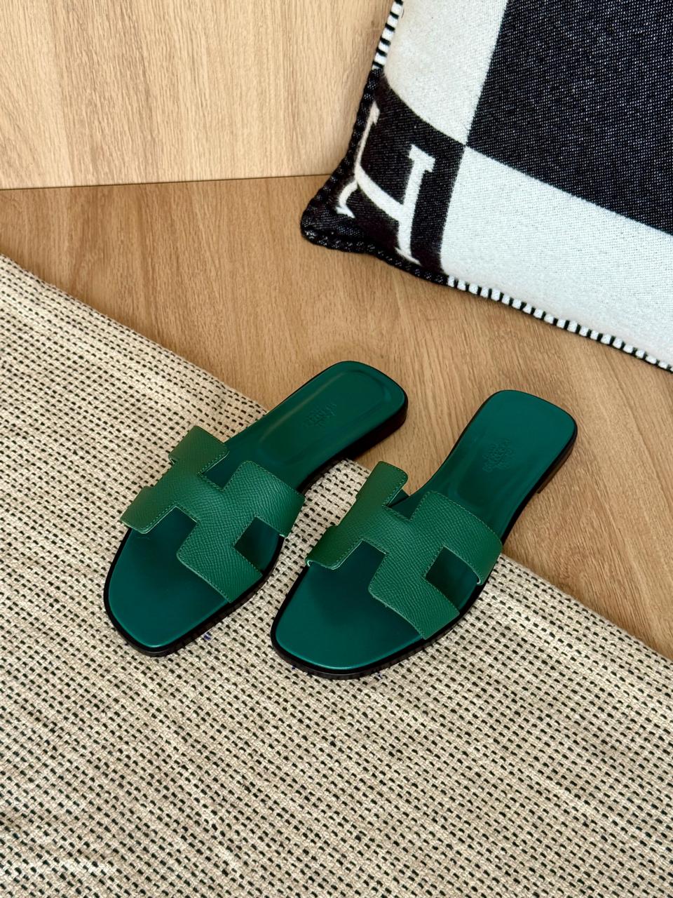 Ladies Hermes flats Lilly Onlines