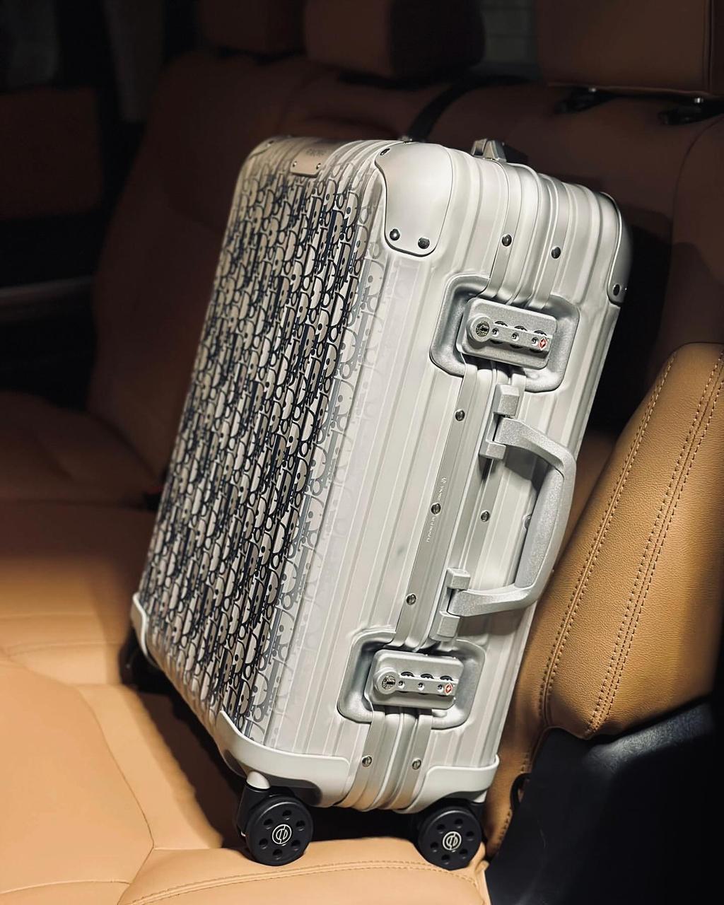 Ladies Dior bags Lilly Onlines