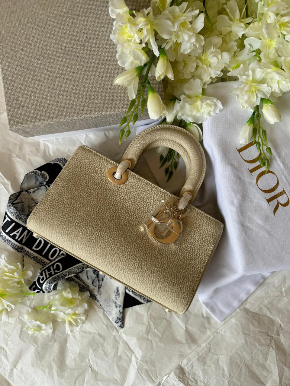 Ladies Dior bags Lilly Onlines