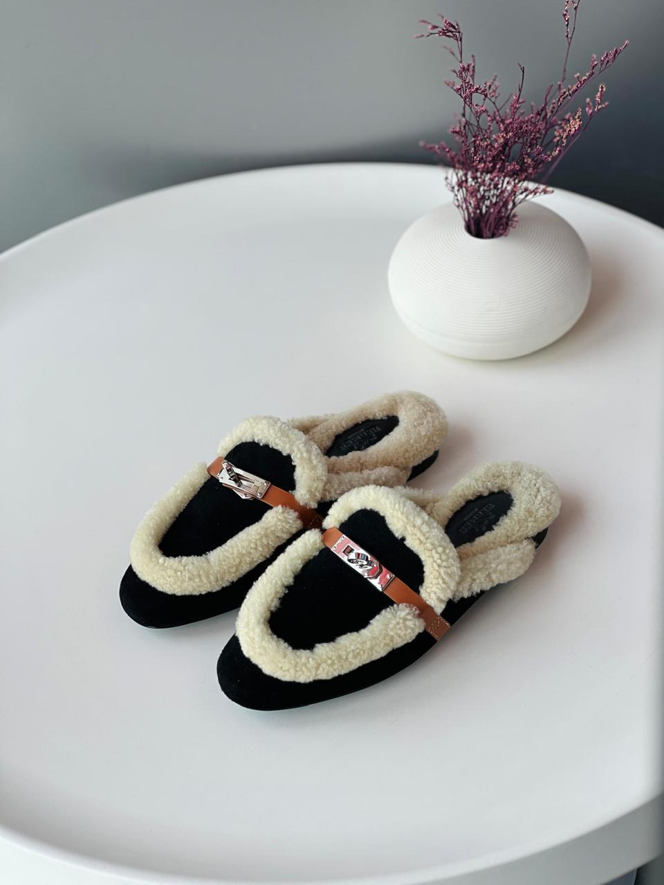 Ladies Hermes flats Lilly Onlines