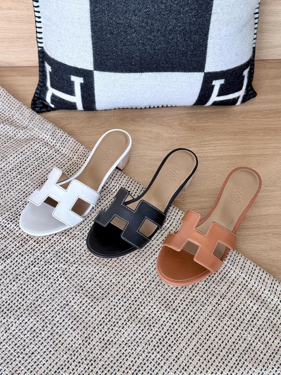 Ladies Hermes flats Lilly Onlines