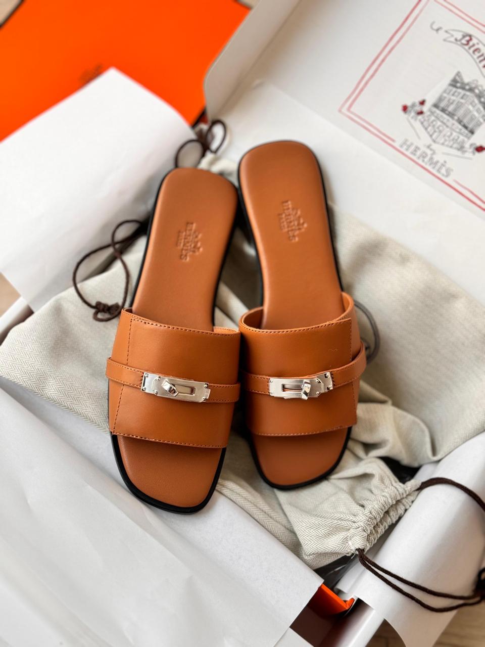Ladies Hermes flats Lilly Onlines