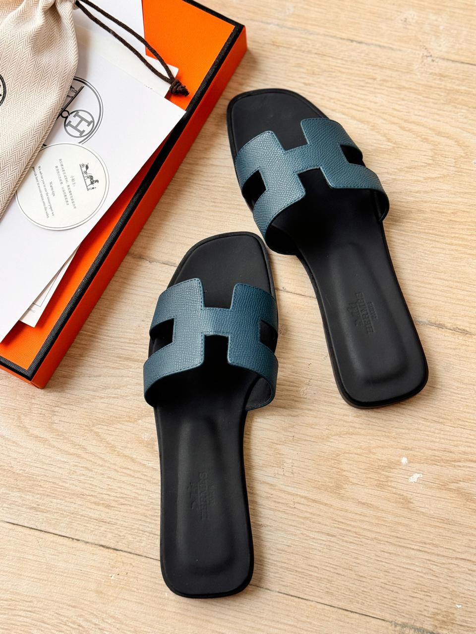 Ladies Hermes flats Lilly Onlines