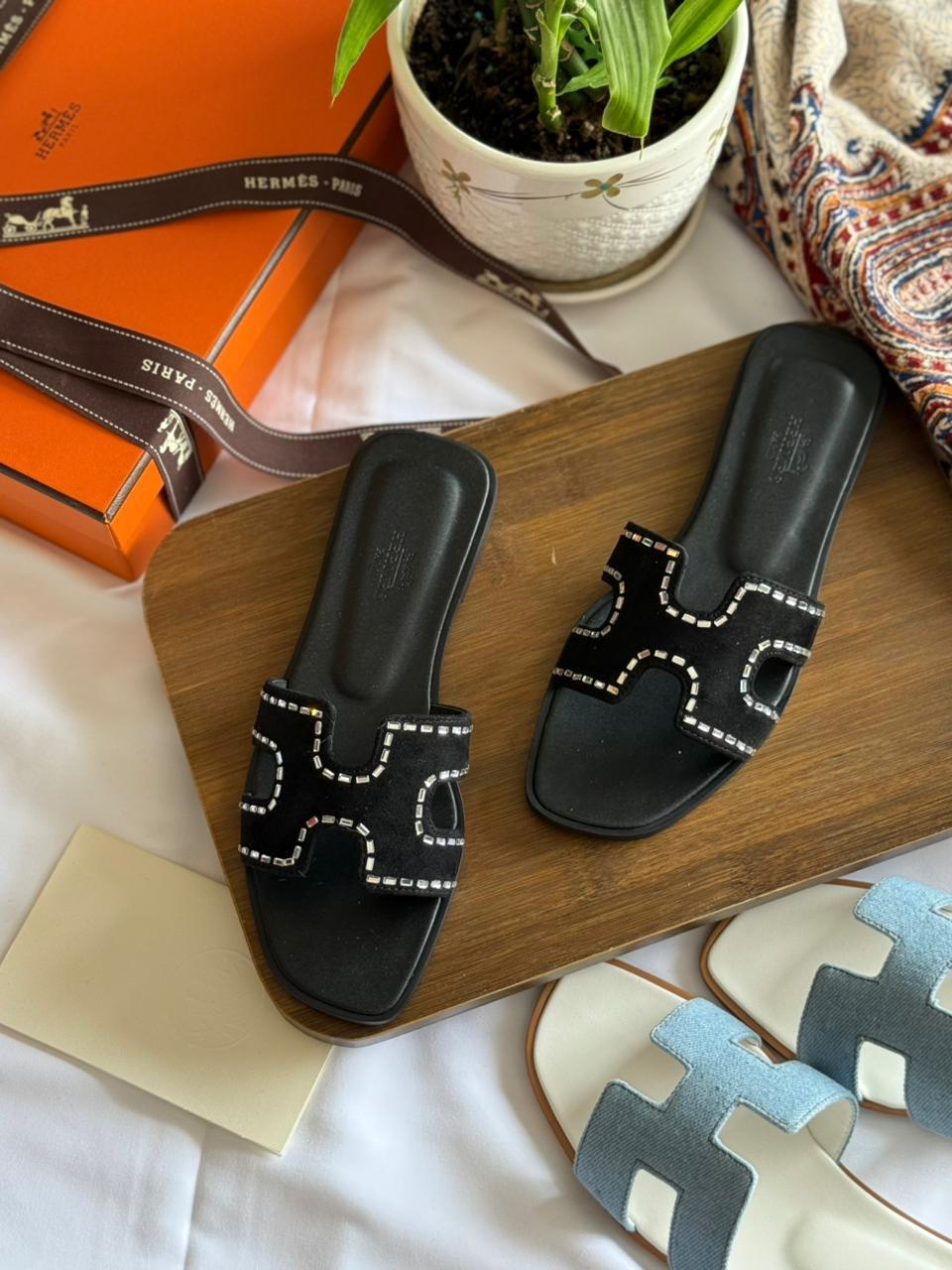 Ladies Hermes flats Lilly Onlines