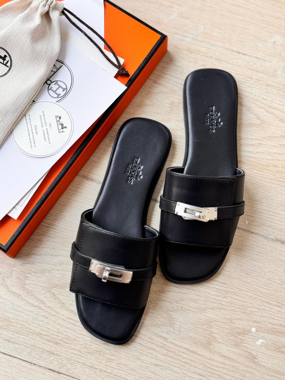 Ladies Hermes flats Lilly Onlines