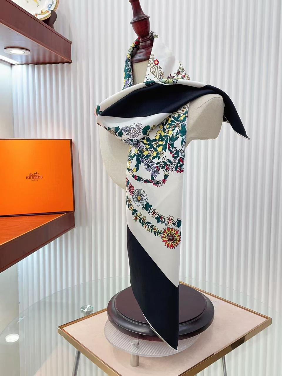 Ladies scarfs Lilly Onlines