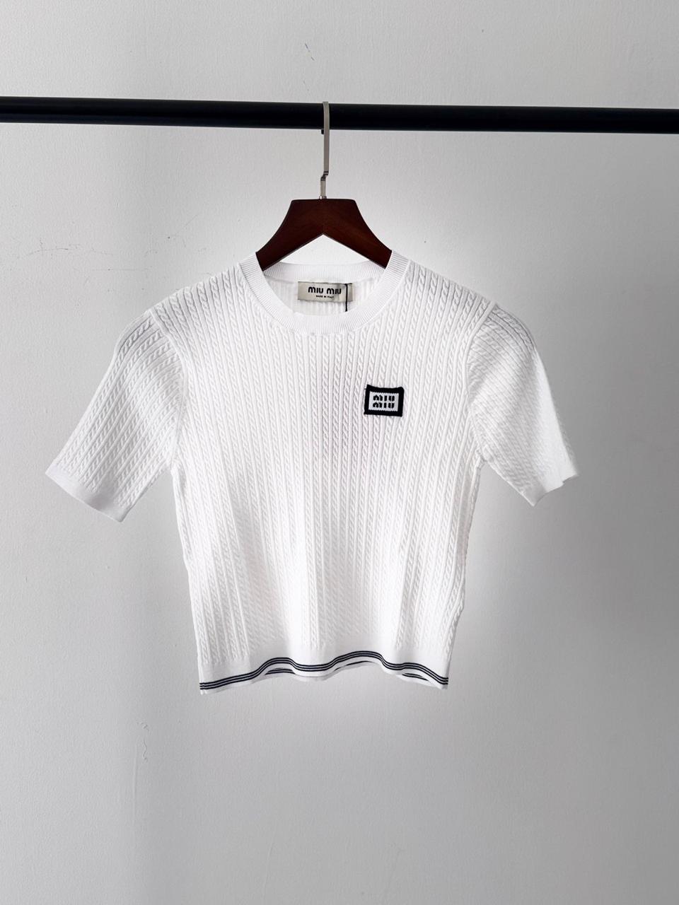 Ladies t-shirts and tops Lilly Onlines