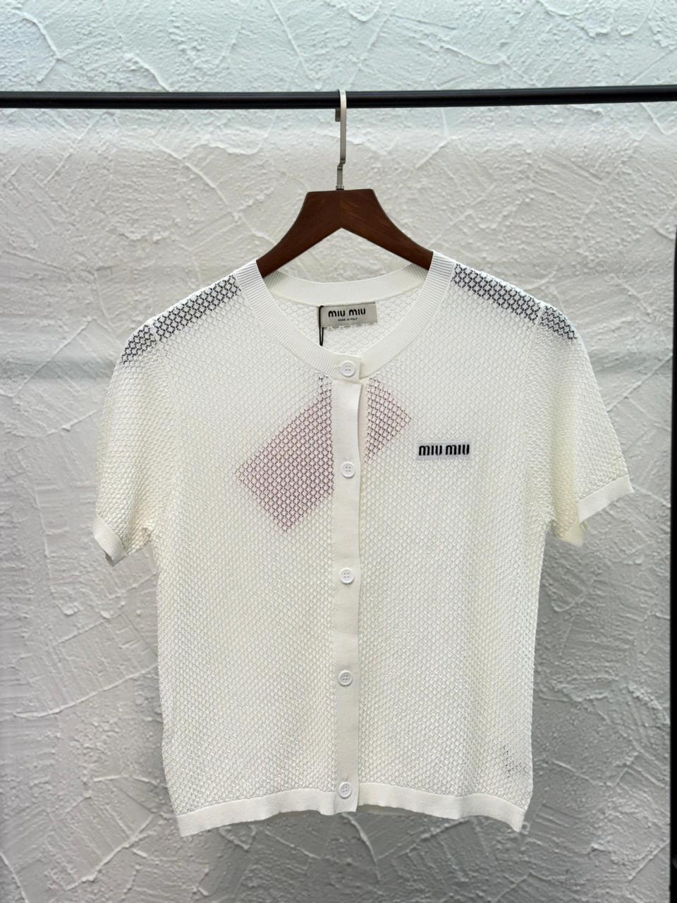 Ladies t-shirts and tops Lilly Onlines