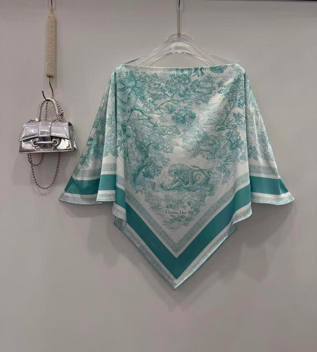 Ladies t-shirts and tops Lilly Onlines