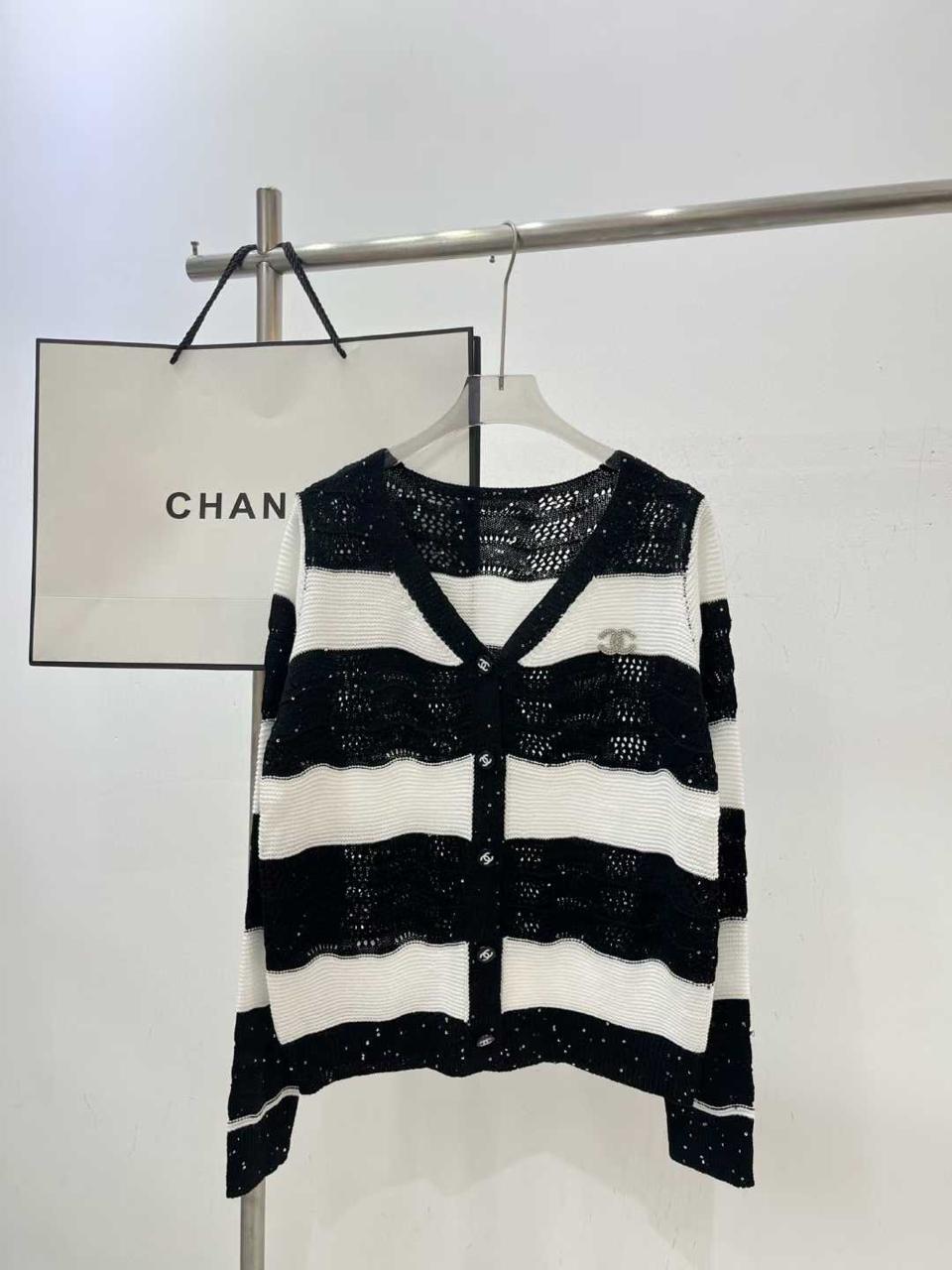 Ladies t-shirts and tops Lilly Onlines