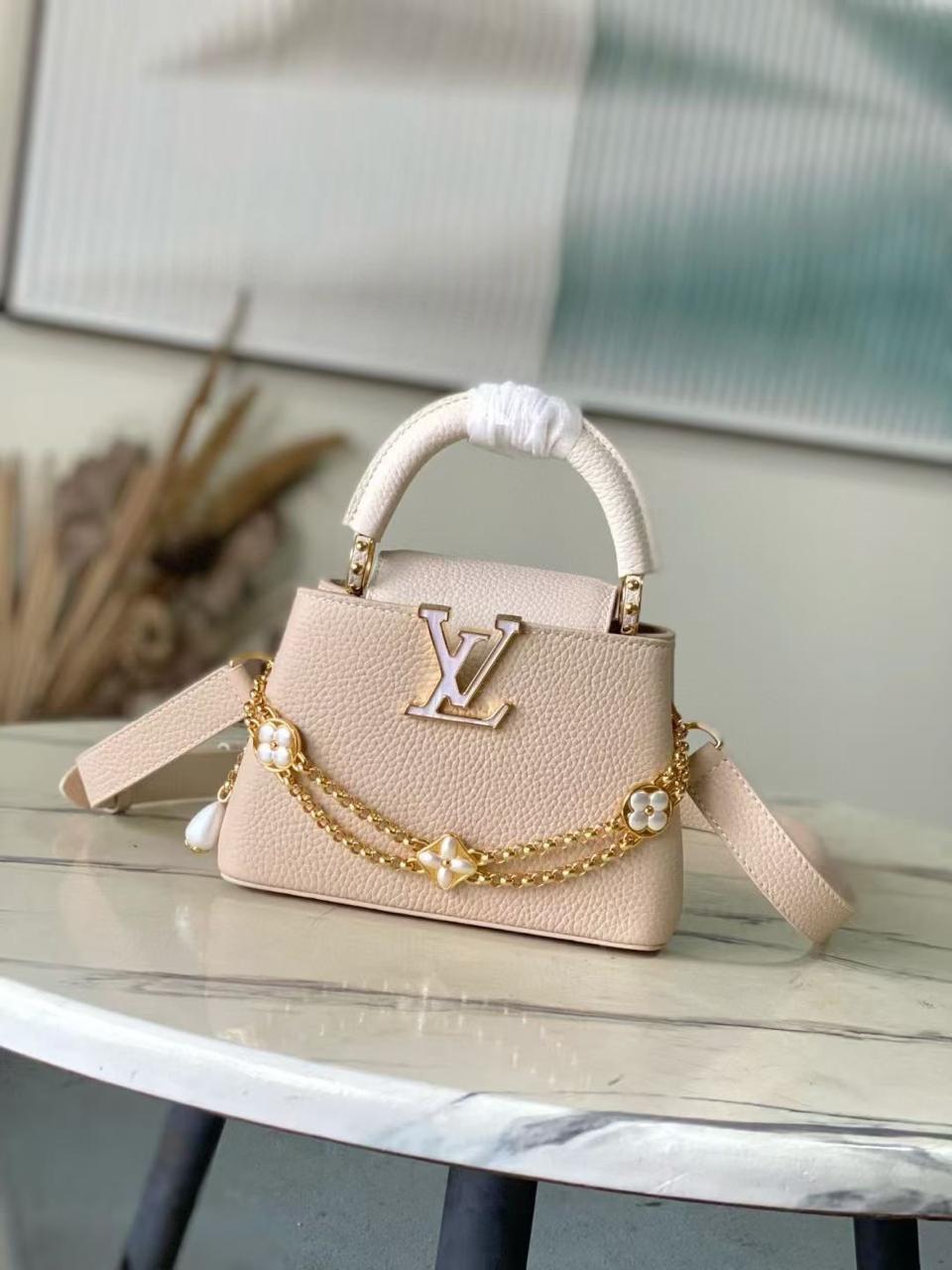 Ladies Lv bags Lilly Onlines