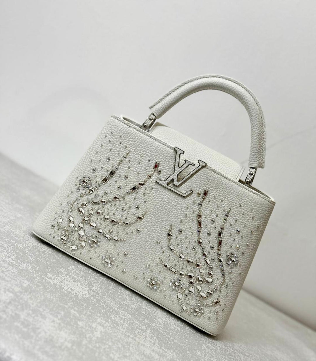 Ladies Lv bags Lilly Onlines