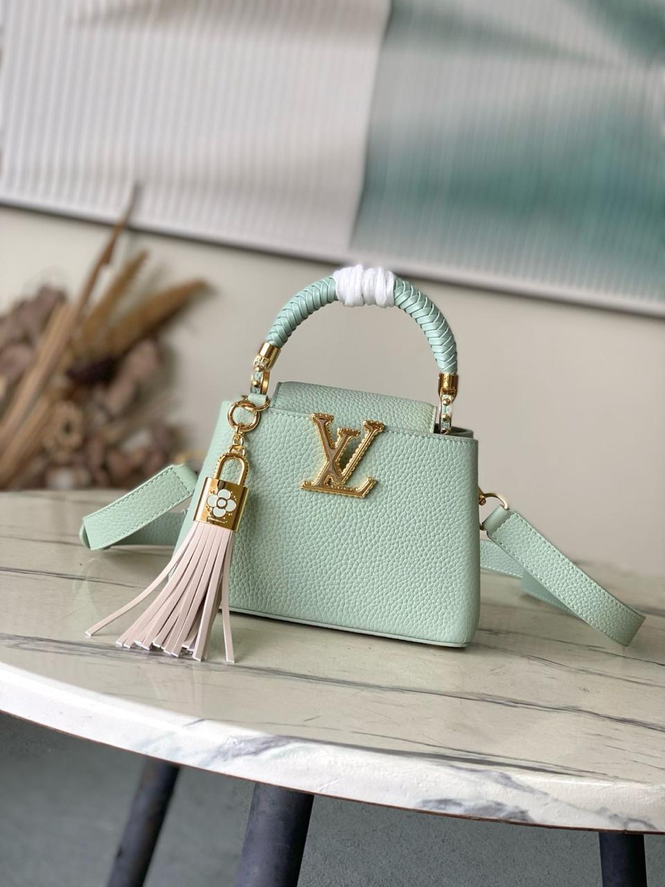Ladies Lv bags Lilly Onlines
