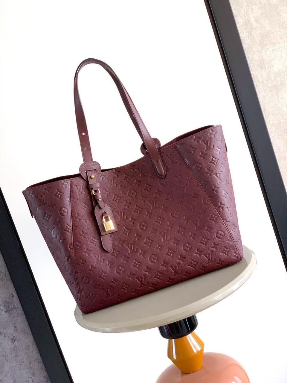 Ladies Lv bags Lilly Onlines